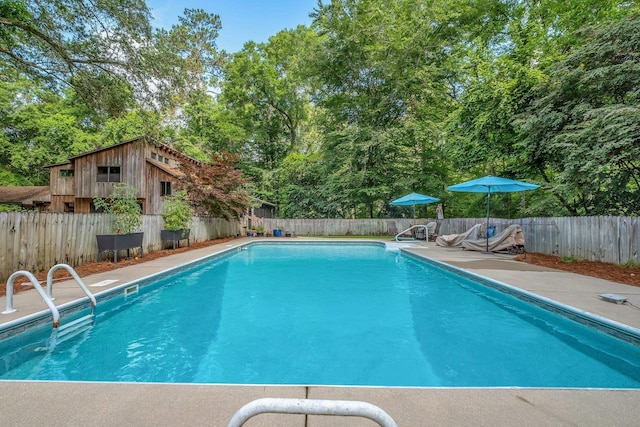 988 Timber Run, Havana, FL 32333 - view of swimming pool with a fenced backyard