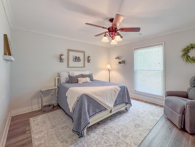 2825 Turkey Hill Trl, Tallahassee, FL 32312 - bedroom with ceiling fan, crown molding, and wood finished floors