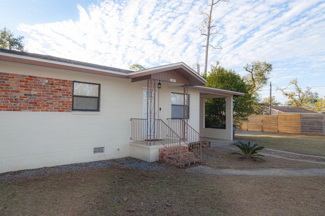 view of front of property