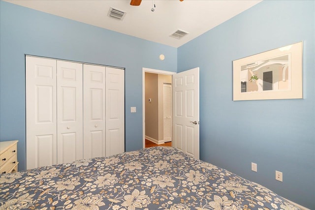 unfurnished bedroom featuring a closet and ceiling fan