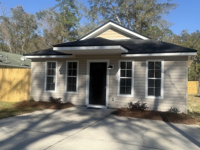 view of front of home featuring a patio area