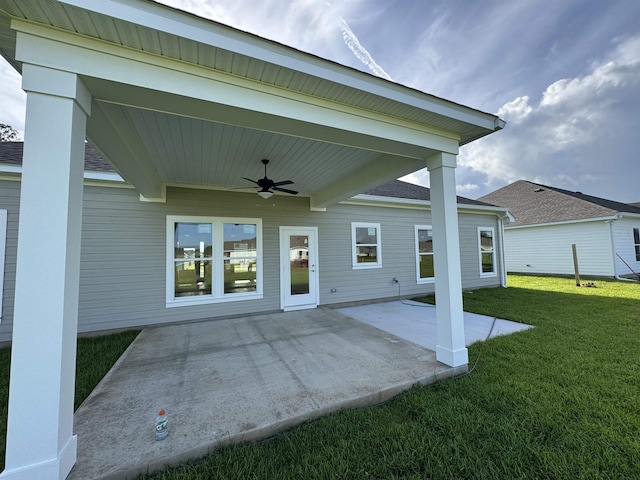 273 Springdale Dr, Crawfordville, FL 32327 - view of patio / terrace featuring a ceiling fan