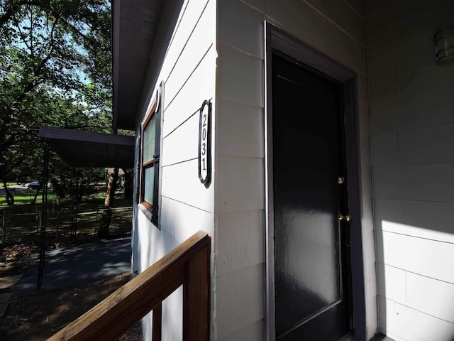 2031 Holmes St, Tallahassee, FL 32310 - view of doorway to property