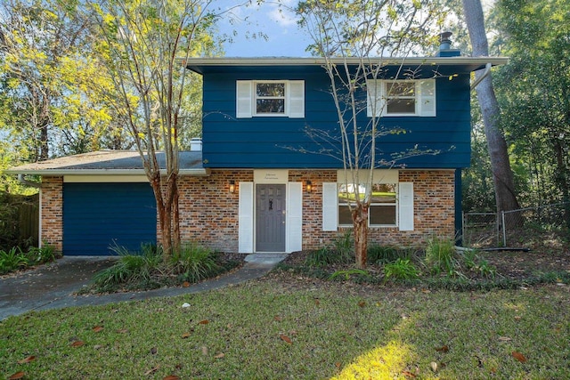 view of front of house with a front yard