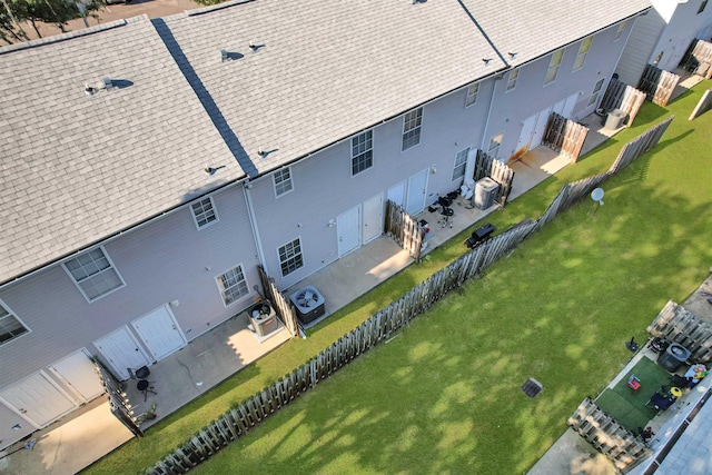 aerial view of property and surrounding area