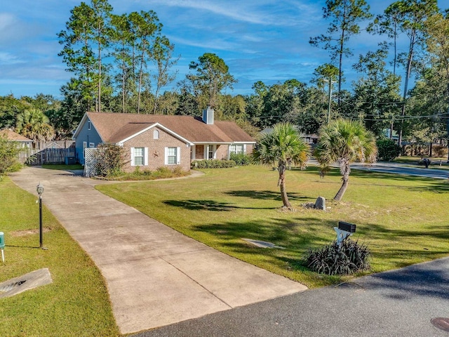 view of front of property with a front yard