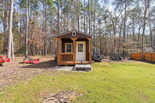 view of outdoor structure with a yard