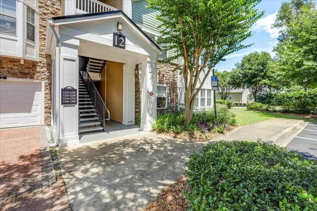 2801 Chancellorsville Dr Unit 1217, Tallahassee, FL 32312 - view of exterior entry with stone siding