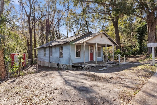 view of front of home featuring covered porch