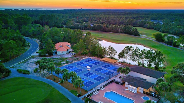 view of aerial view at dusk