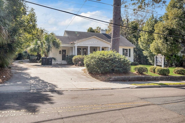 view of front of home