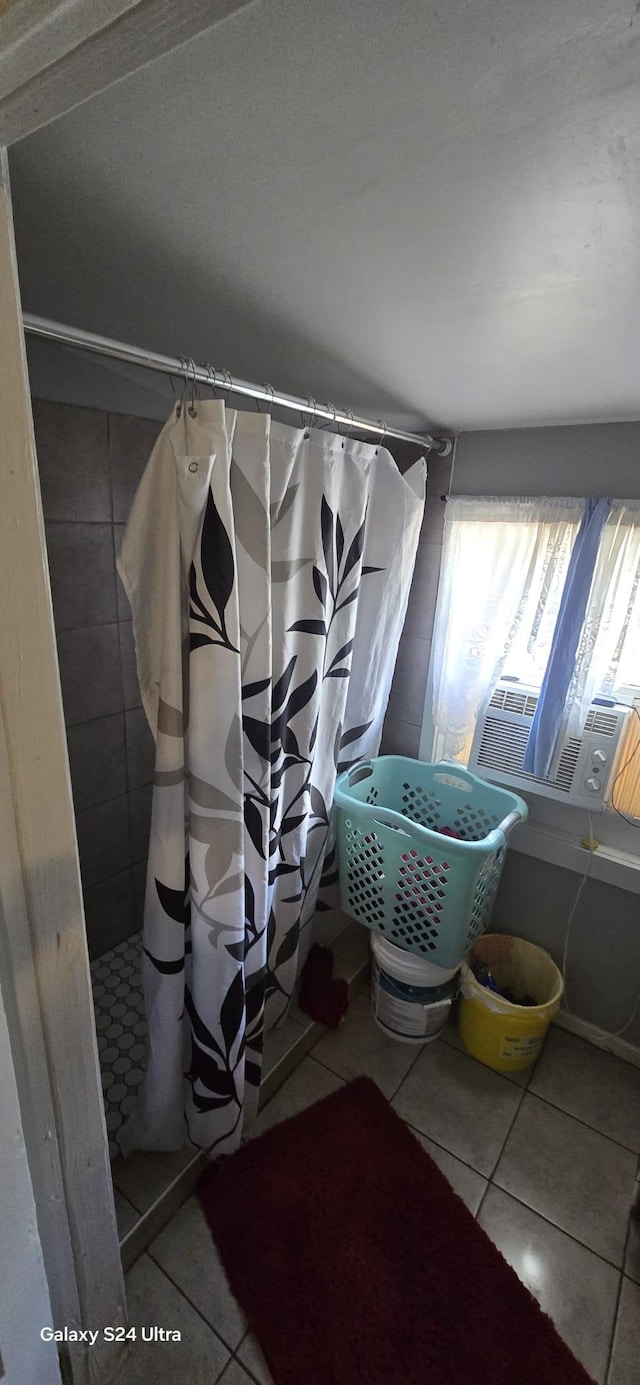 room details with walk in shower