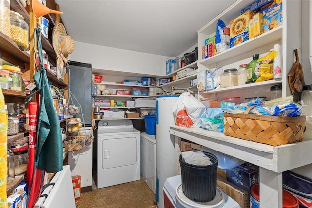 laundry room with washer / clothes dryer