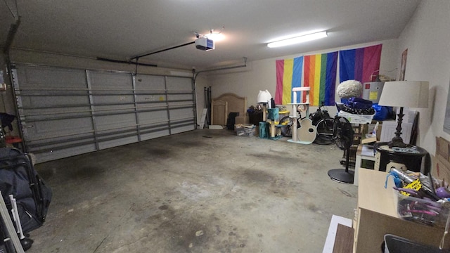 2301 Timber Oaks Ln Bldg 2, Tallahassee, FL 32304 - garage with a garage door opener