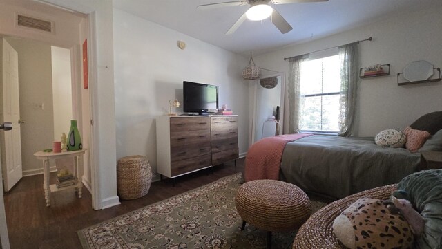 2301 Timber Oaks Ln Bldg 2, Tallahassee, FL 32304 - bedroom featuring dark wood-style flooring and a ceiling fan