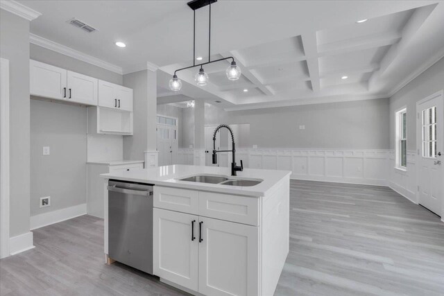 10096 Green Fountain Rd, Tallahassee, FL 32305 - kitchen with stainless steel dishwasher, a sink, a kitchen island with sink, white cabinets, and recessed lighting