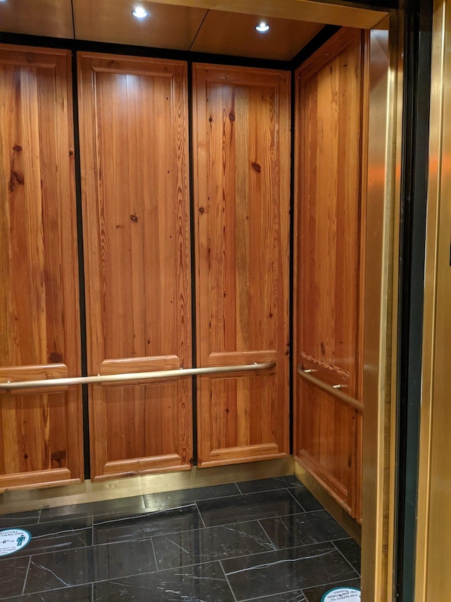 121 N Monroe St Unit 1207, Tallahassee, FL 32301 - elevator with recessed lighting