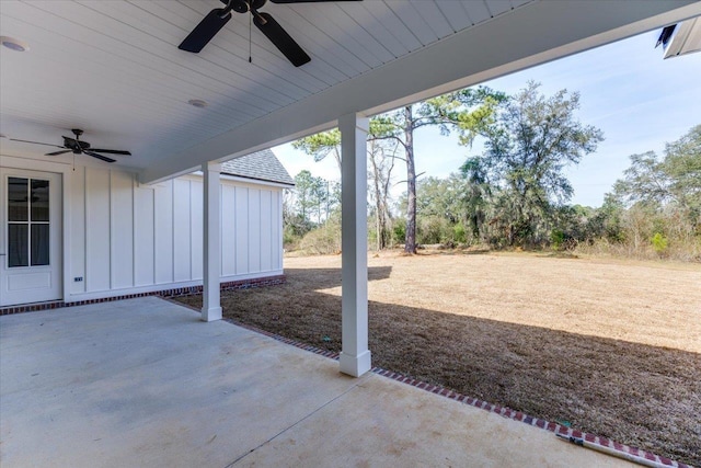 view of patio with ceiling fan