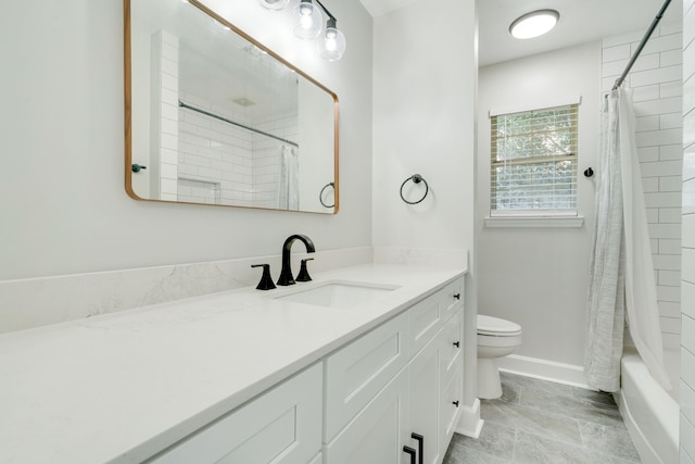 3585 Gardenview Way, Tallahassee, FL 32309 - bathroom with vanity and shower / tub combo