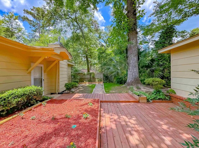 1514 Sharon Rd, Tallahassee, FL 32303 - view of wooden terrace