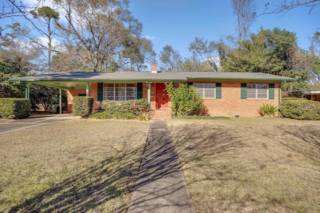 single story home featuring a front yard and a carport