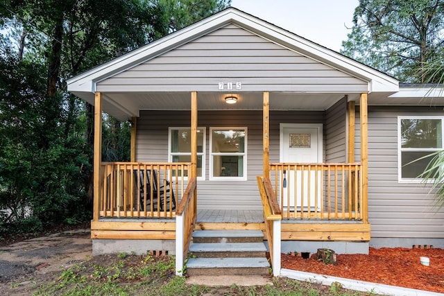 715 Caliark St, Tallahassee, FL 32304 - bungalow-style home with covered porch