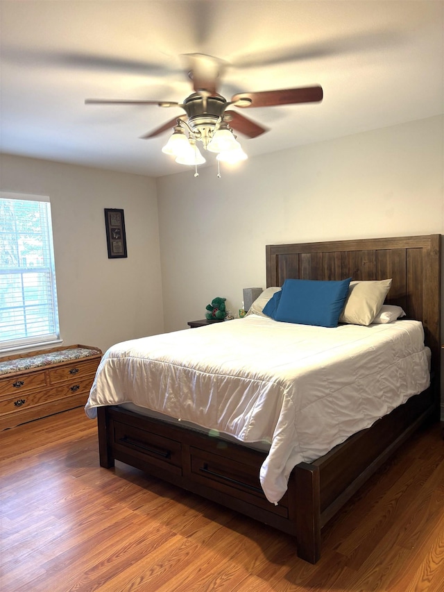 29 Chippewa Rd, Crawfordville, FL 32327 - bedroom with wood finished floors and ceiling fan