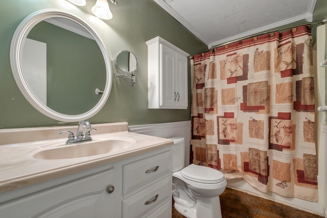 3200 Tallavana Trl, Havana, FL 32333 - bathroom with ornamental molding, vanity, a wainscoted wall, a shower with curtain, and wood finished floors