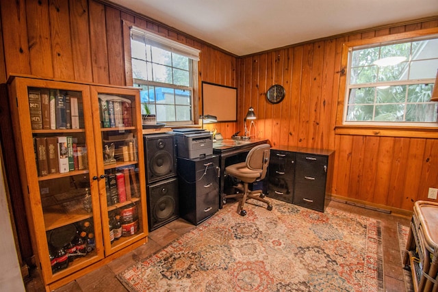 319 Gaile Ave, Tallahassee, FL 32305 - office area with wood walls