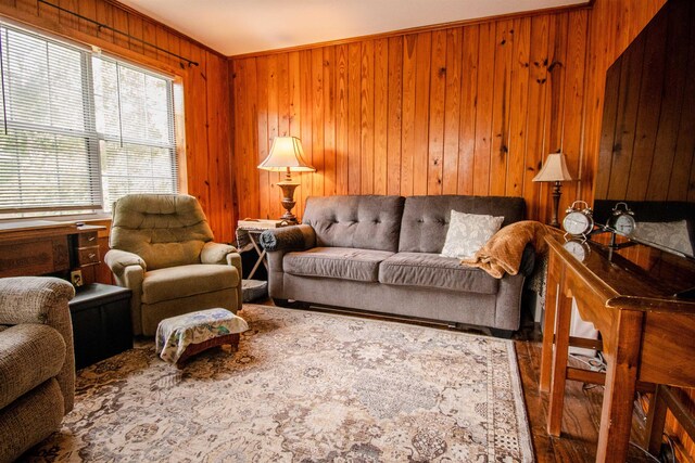 319 Gaile Ave, Tallahassee, FL 32305 - living area with wood walls
