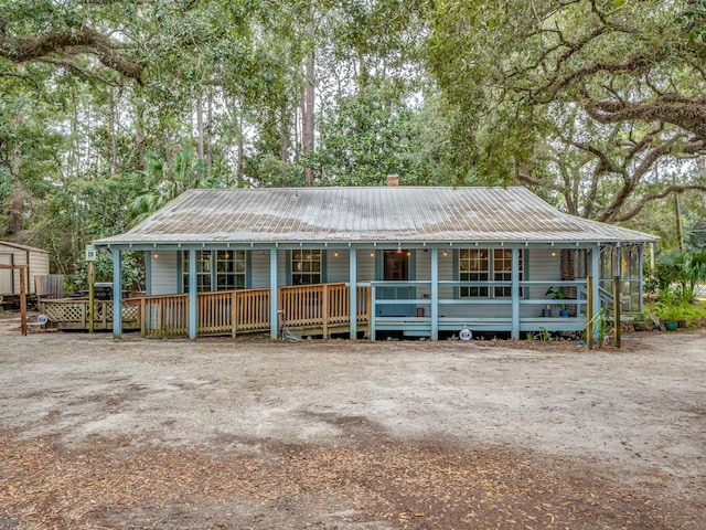 view of front facade with a deck