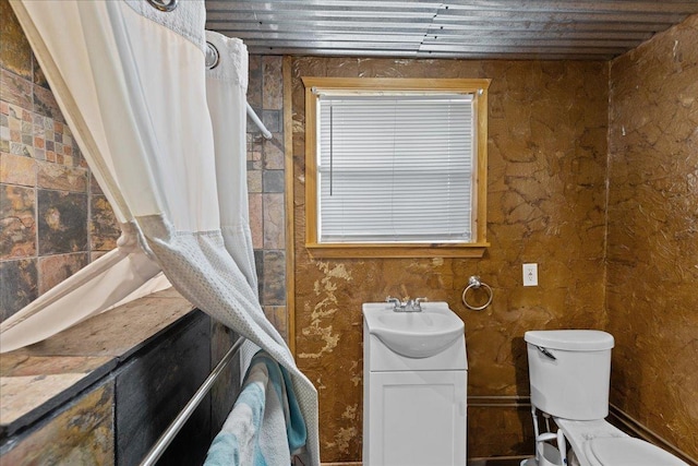 2056 N Sam Poppell Rd, Perry, FL 32347 - bathroom featuring vanity and a shower with curtain