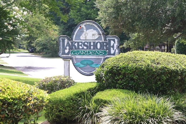 330 Dreadnaught Ct, Tallahassee, FL 32312 - view of community / neighborhood sign