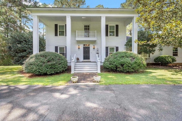 1244 Salem Rd, Havana, FL 32333 - greek revival inspired property with a porch