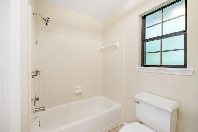 8352 Chickasaw Trl, Tallahassee, FL 32312 - bathroom featuring toilet and tub / shower combination