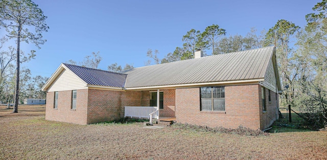 view of front of house featuring a porch