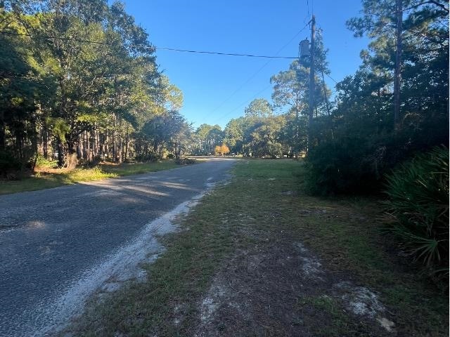 Listing photo 3 for 315 Baywood Dr, Carrabelle FL 32322