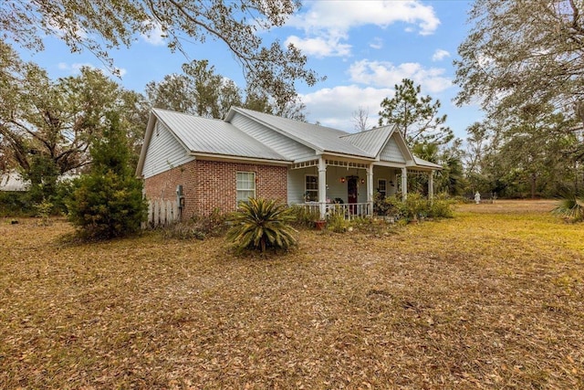 view of front of property with a porch