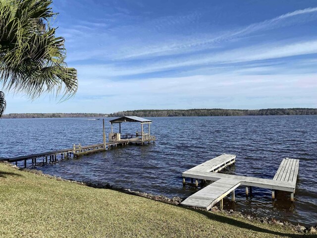 1990 Lake Point Ln, Tallahassee, FL 32310 - photo 1