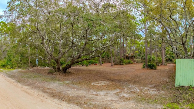 Listing photo 2 for 198 Harbor Cir, Alligator Point FL 32346