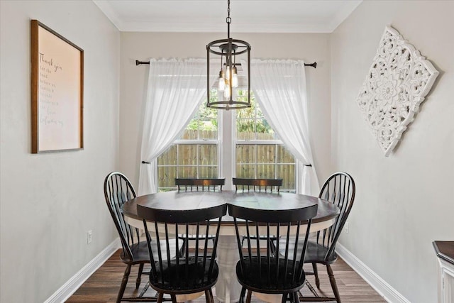 9816 Thunder Hill Trl, Tallahassee, FL 32312 - dining space with wood finished floors and ornamental molding