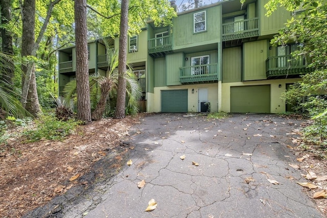 1200 Cross Creek Way Unit 4, Tallahassee, FL 32301 - view of property with driveway and an attached garage
