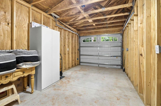 1645 Tallavana Trl, Havana, FL 32333 - view of garage