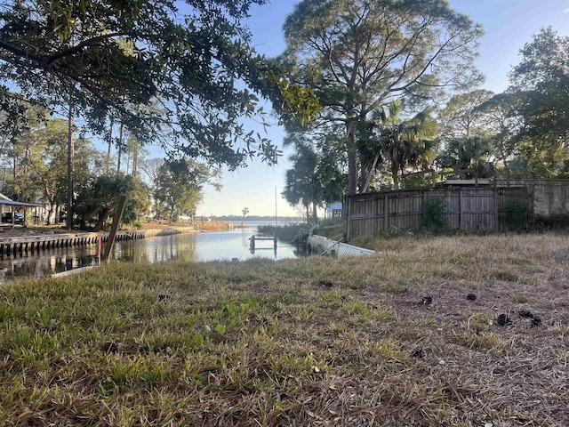 Listing photo 2 for 7 Tide Creek Dr, Panacea FL 32346