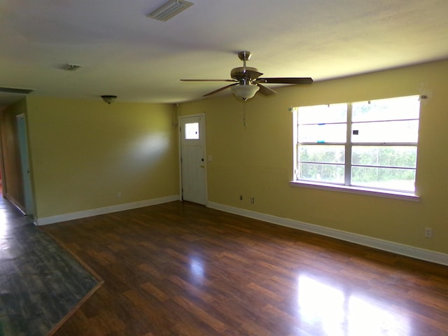 402 W Brent St, Chattahoochee, FL 32324 - spare room featuring wood finished floors and a ceiling fan