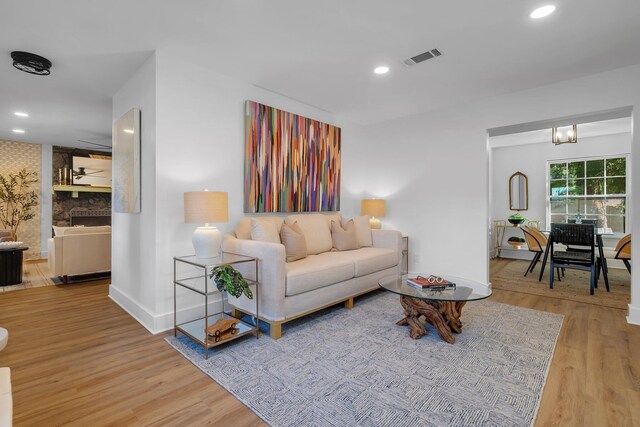 246 Intrepid Ct, Tallahassee, FL 32312 - living area featuring light wood-style flooring, baseboards, and recessed lighting