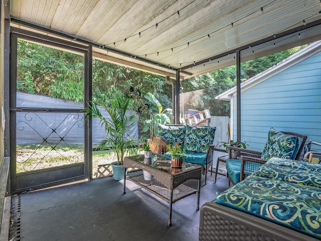 3104 Oak Hammock Ln Unit U, Tallahassee, FL 32301 - sunroom with healthy amount of natural light and an outdoor hangout area