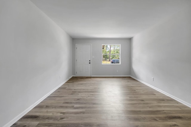 2314 Oxford Rd, Tallahassee, FL 32304 - foyer with wood finished floors and baseboards
