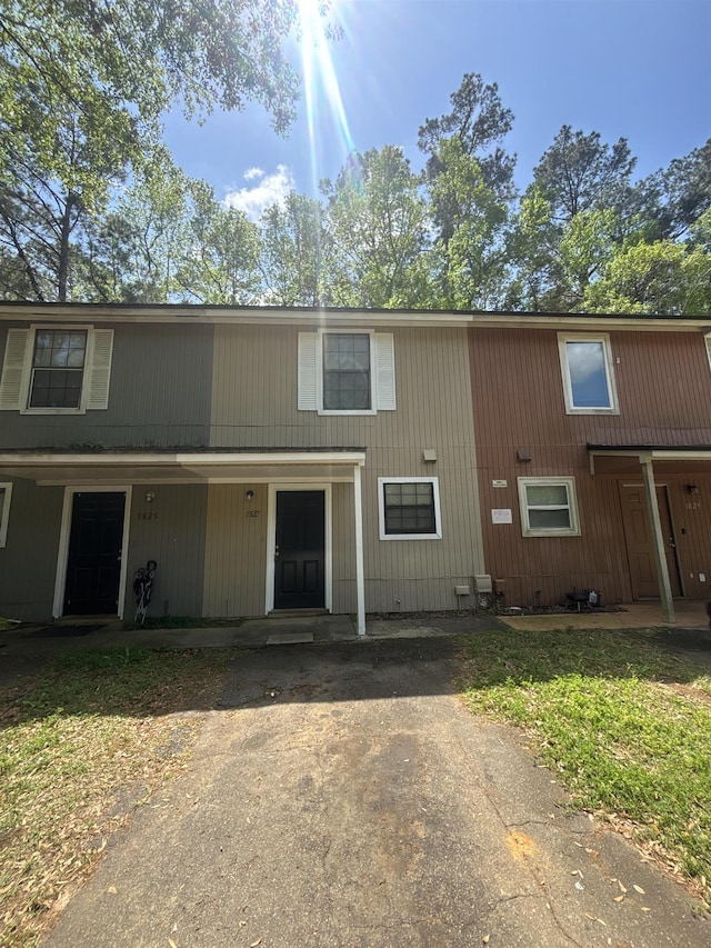 1827 Sylvan Ct, Tallahassee, FL 32303 - view of front facade