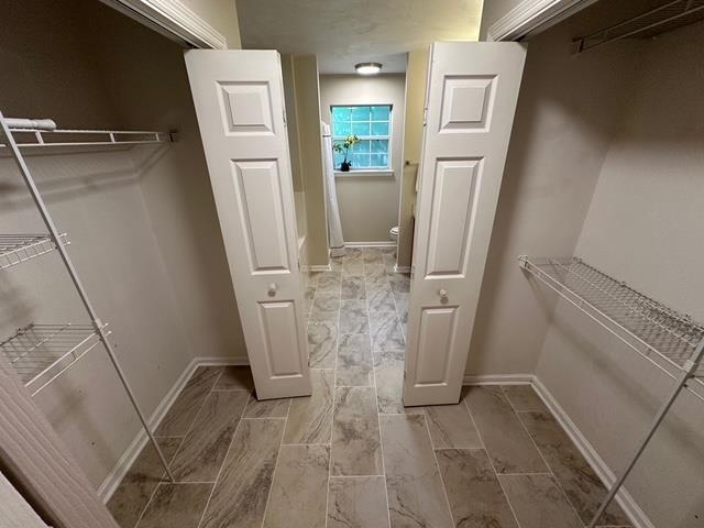 5356 Tewkesbury Trce, Tallahassee, FL 32309 - view of spacious closet